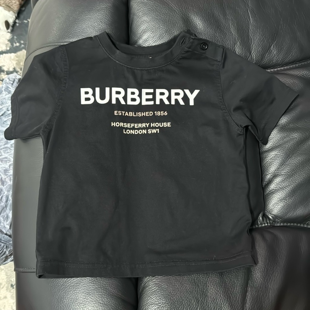 Burberry toddler t shirt